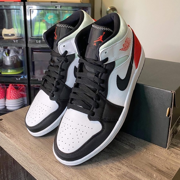 Jordan 1 mid Union black toe - Picture 6 of 8